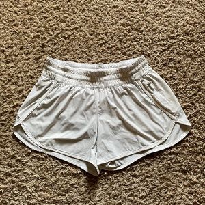 lululemon white tracker shorts